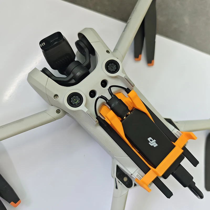 DJI Cellular 4G モジュール信号ブースターアン - Drone Strobe Light のレビューと価格